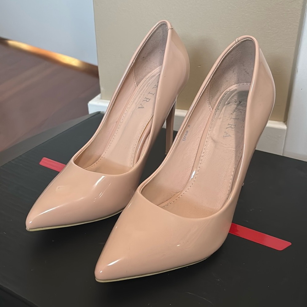 Akira Nude Heels